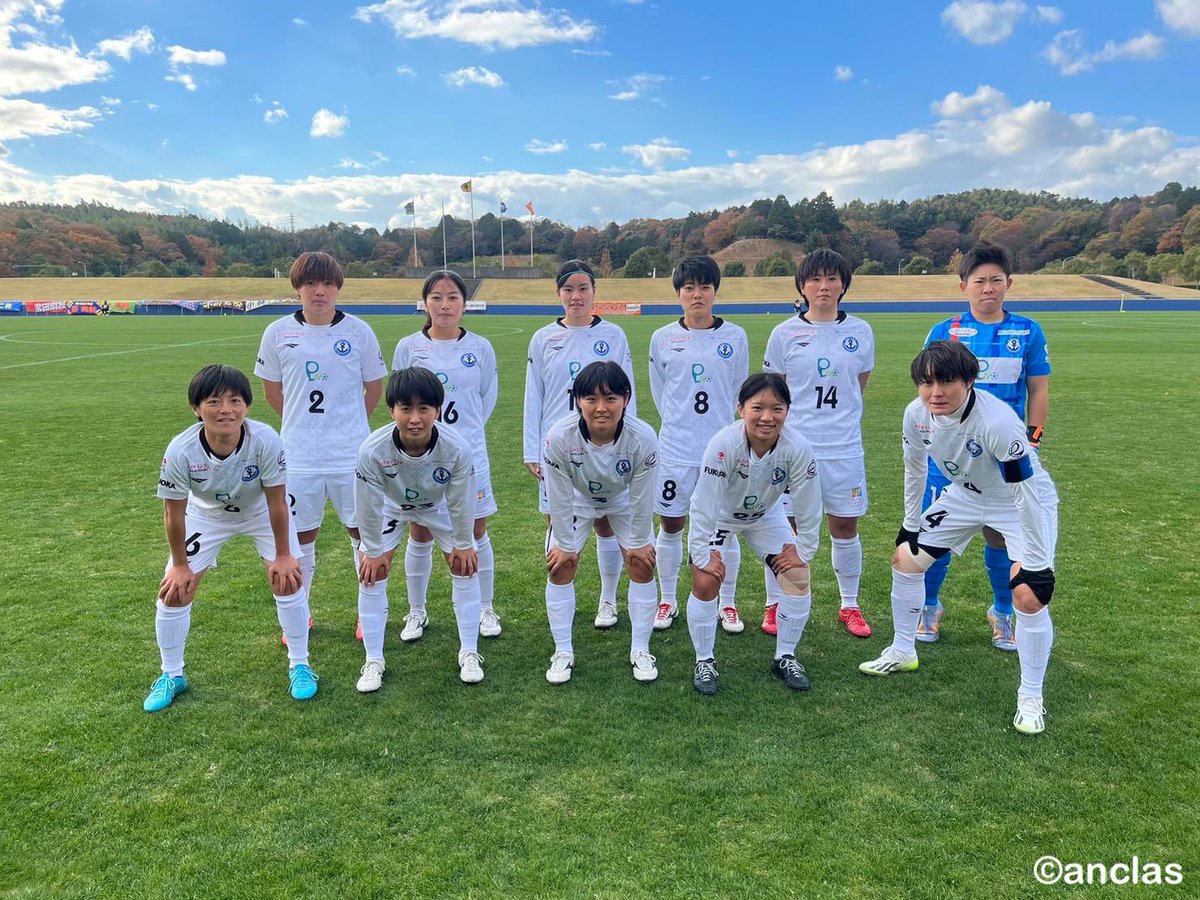 ANCLAS_OFFICIAL's tweet photo. ⚽️
[トップチーム情報]
#皇后杯JFA第45回全日本女子サッカー選手権大会
🆚#伊賀FCくノ一三重
⁡
試合結果0-2
前半：0-0
���半：0-2
⁡
たくさんのご声援ありがとうございました！
⁡
マッチレポート↓
https://t.co/sEpKzgjiRO

#なでしこ #福岡  #女子サッカー #BEATALL #全てに打ち勝つ! #皇后杯 https://t.co/tArjl0NMeP