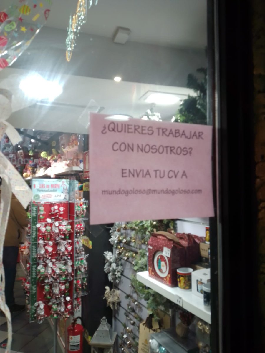 ETGafapasta's tweet photo. Visto en tienda de gominolas y regalos de la calle Manterïa de Valladolid:
¿Quieres trabajar con nosotros? envía tu C.V. a mundogoloso@mundogoloso.com
#trabajo #Empleo #EmpleoSeBusca #SeBuscaEmpleo #empleado #BuscoTrabajo #paro #valladolid #pucela #fachadolid https://t.co/n5vBttUK7h