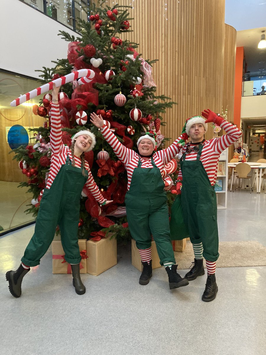 Something magical is happening in Stockbridge… keep an eye out for these naughty elves today! 🎄@svpprimary @StalbertsRc @meadowparkscho @l @StBrigidsCPS