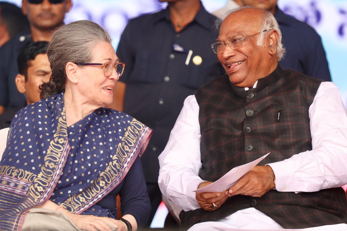 kharge's tweet photo. Congress party is determined to provide a transparent, welfare-oriented, people-centric Government in Telangana.

Many Congratulations to Chief Minister, Shri @revanth_anumula and Deputy Chief Minister, Shri @BhattiCLP and the entire team.

Prajala Telangana shall be ushered by fulfilling our 6 Guarantees and working for the people. 

Once again, our gratitude to the people of Telangana for electing the Congress party.