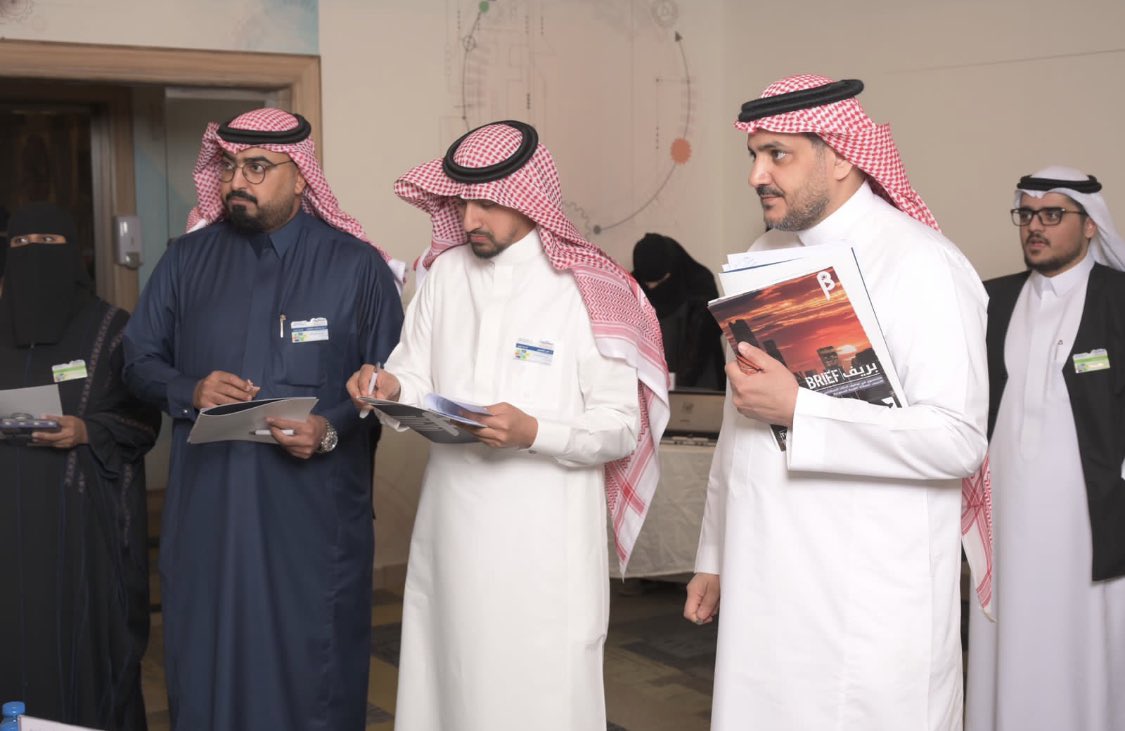 Brief_Saudi's tweet photo. ولله الحمد تم تقديم العرض الأول لشركة بريف، 
سعيدين جداً بالدعم المقدم والتجهيزات عالية المستوى والمنافسة القوية بين الشركات المشاركة 

نشكر @BankAlJazira و @TechShopKSA على دعمهم والجهود المبذولة في تطوير الكفاءات 
#مبتكرون. https://t.co/gZW94VRrrv