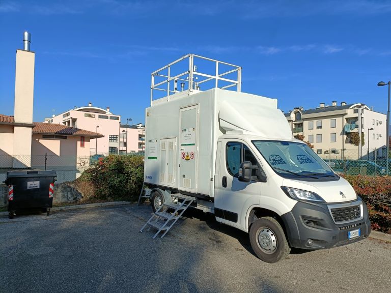 arpaveneto's tweet image. Controlli sulla qualità dell&apos;#aria di #Thiene con un laboratorio mobile #Arpav
la campagna prosegue fino a gennaio 👇
arpa.veneto.it/arpav/comunica…

@ProvinciaVi