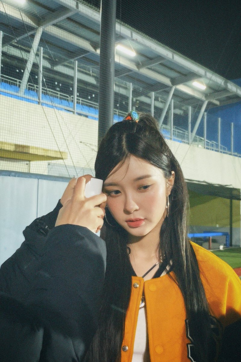 official_kep1er's tweet photo. 다람쥐의 갤러리 털기 2탄

#김다연 #DAYEON
#Kep1er #케플러 https://t.co/qrJnPpis7b