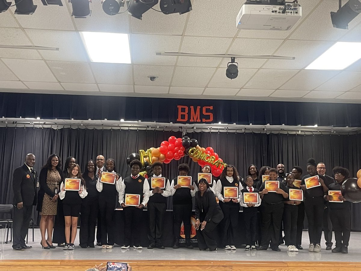 MTL induction was Awesome! Congratulations to our mentors and mentees on a job well done! Thank you to @baugh_dr90223 , Dr. Fulton and Mr. Ceinor for attending. It was a great event for the community. @MTLBCPS1 @browardschools @SuptlicataP @BcpsCentral_ @bair_middle