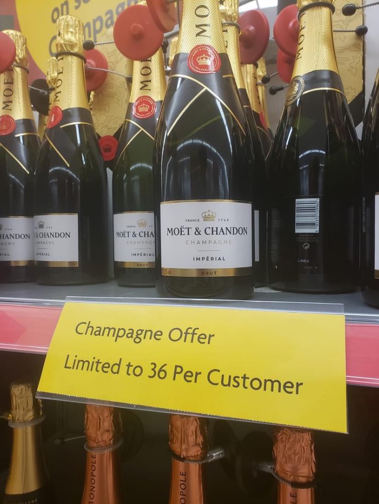 Inflation höga räntor och recession- folk måste dra in på något!