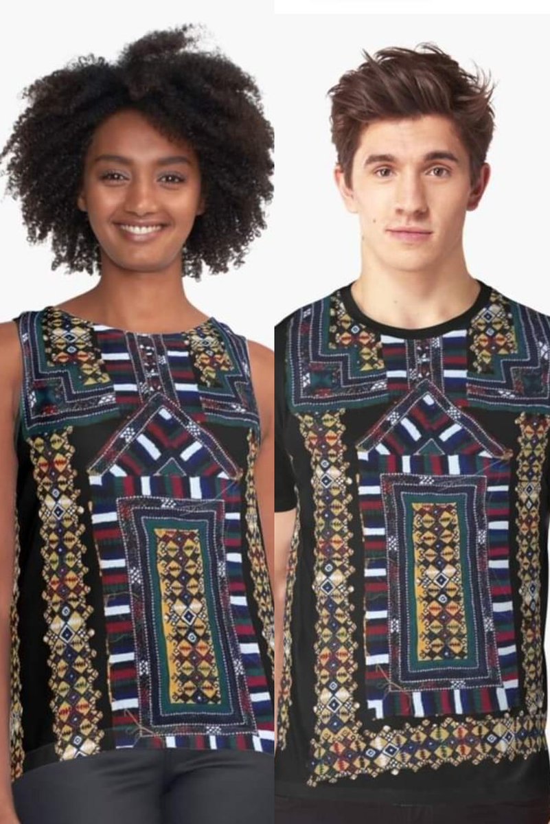 Beauty in color of Balochistan
Can the same case be in another culture?

#culture #balochistan #beauty