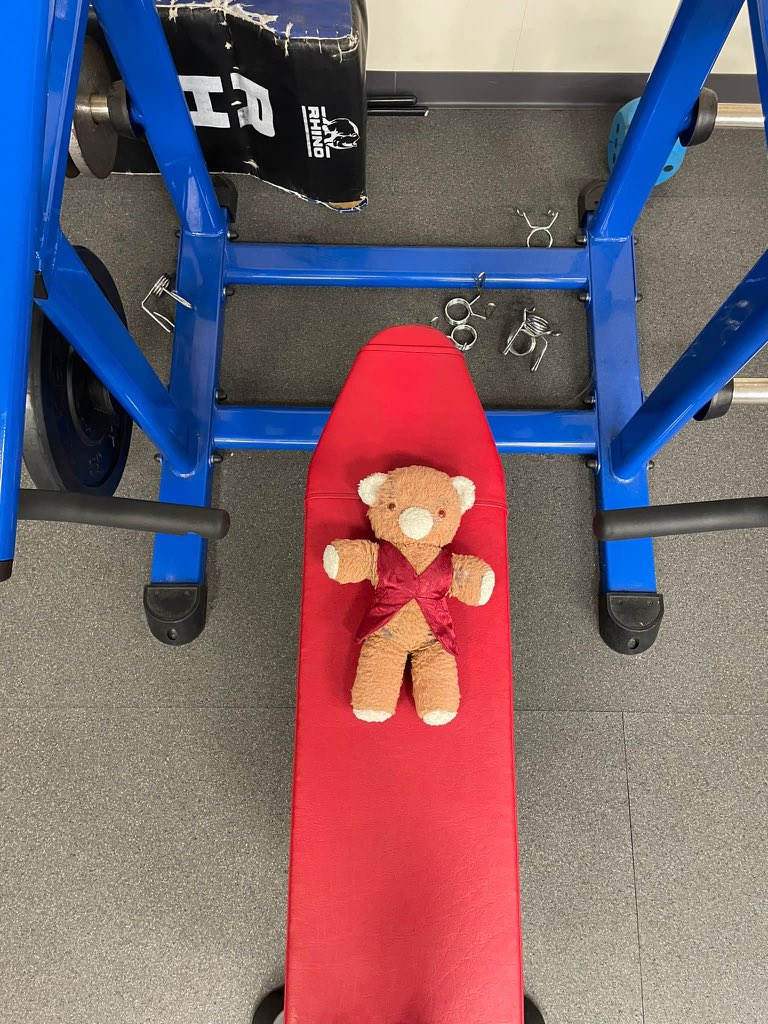 GHockey:

Guest appearance from “Teddy” this morning at the Senior Hockey S and C.  He’s fighting fit thanks to The Toy Hospital..🧸💪🏻💪🏻 <a href="/C4Gogglebox/">C4 Gogglebox</a> <a href="/channel5_tv/">Channel 5</a> @AHLive