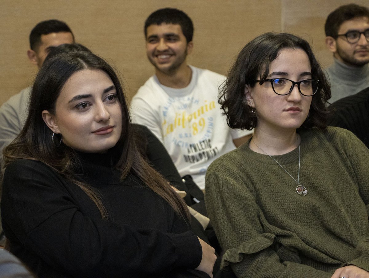 sup_vc's tweet image. Azərbaycan Respublikası Mədəniyyət Nazirliyi və SUP VC şirkətinin birgə əməkdaşlığı ilə 29 noyabr- 3 dekabr tarixlərində “CulTech” təlim keçirildi.
#Azərbaycan #Cultech #Hackaton #Incesenet #Yaradiciliq #Creativeness #SupVC #innovasiya #innovation  #cultechhackaton #startup