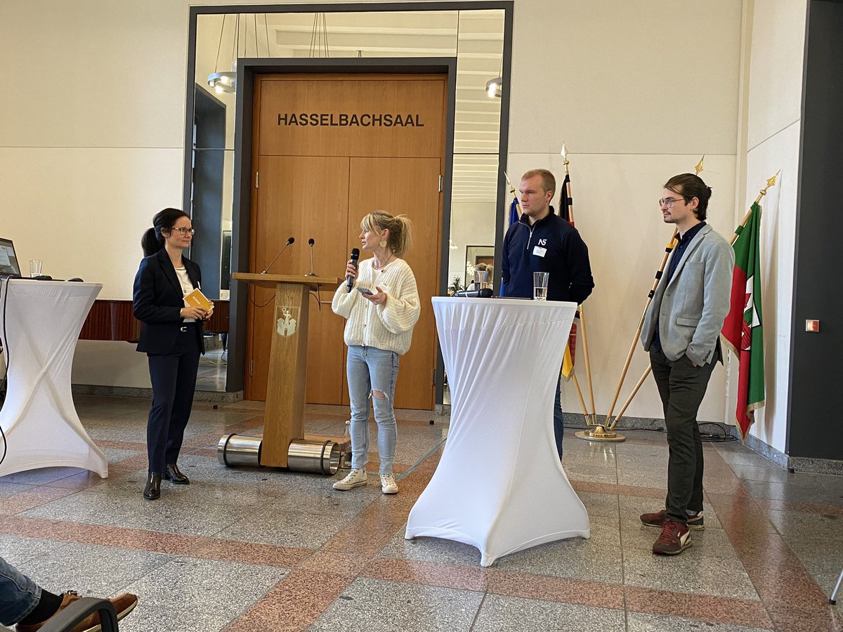 So good to get student perspectives on  the most important factors for why they choose to stay in a city after their studies. #retainingtalent #Magdeburg