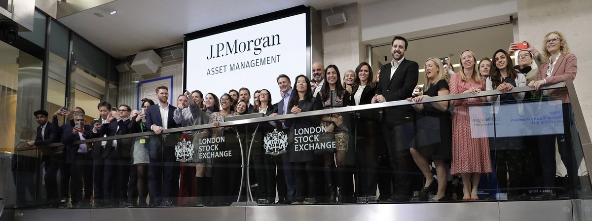 LSEplc's tweet photo. We are delighted to celebrate the launch of JPM Global Equity Premium Income UCITS ETF (JEPG) by @JPMorganAM on the @LSEplc. This ETF is designed to provide a solution for income-seeking investors, while reducing total equity risk .https://t.co/FxtlmOFuI1 #lsegetf https://t.co/NGirklLhp9