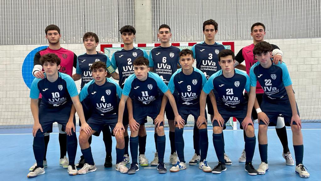 VTGfutbolsala's tweet photo. ⏰HORARIOS VTG | Es Jueves y nos vamos de puente!!! La única categoría que no para este fin de semana es la Juvenil DH, los nuestros tienen jornada de descanso…. Disfrutad estos días, volvemos el 16  en la última jornada del año.   

⚽️💙#VTG #UVA
#EnEquipo
@FutSalRFEF 
@FCyLF https://t.co/EoXbKp0pNK