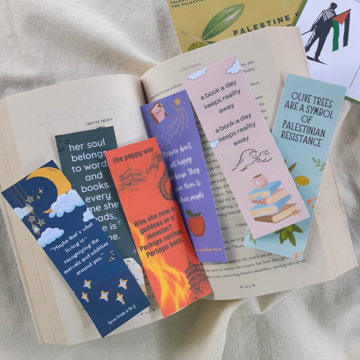 readbyuna's tweet photo. made some new bookmarks https://t.co/IbKVp1WaJj