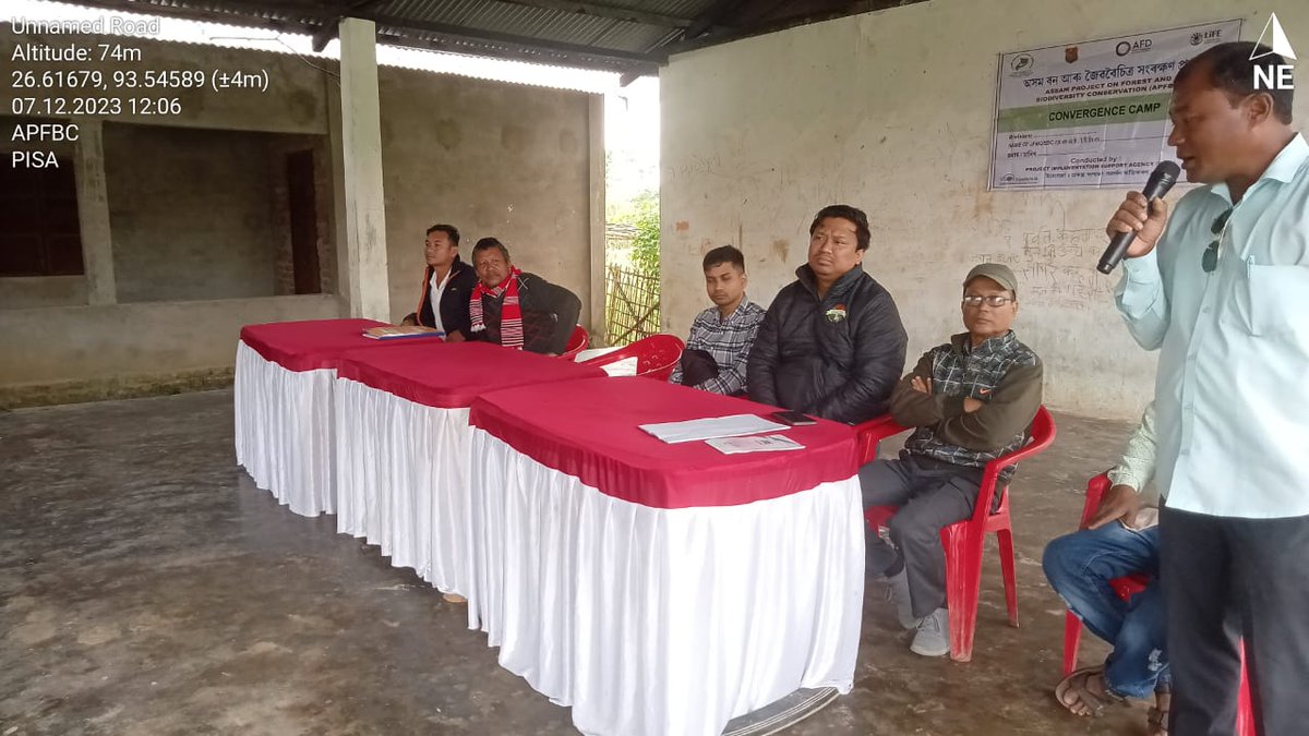 kaziranga_'s tweet photo. Collaboration of forest officials, NGOs, and Panbari EDC members to brainstorm innovative schemes addressing human-animal conflict and supporting alternative livelihoods. Together, we're paving the way for sustainable coexistence! 🌿🐘 #ConservationDialogue #CommunityEngagement https://t.co/5NEsEapYem