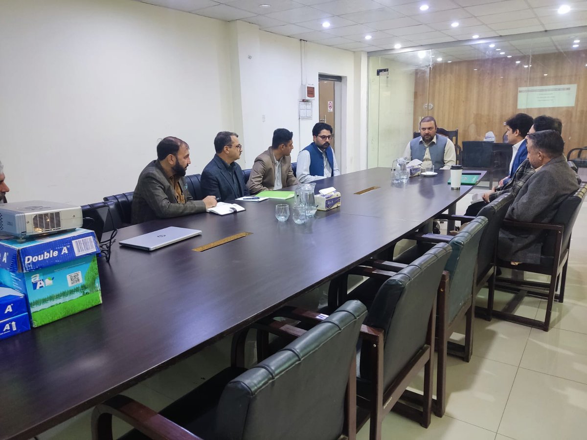 SustainableUnit's tweet photo. Few glimpses from DG SDU Wasif Saeed Sb's visit to Project Support Unit KDDP at DoP building Peshawar today https://t.co/vM1kFYNmR2