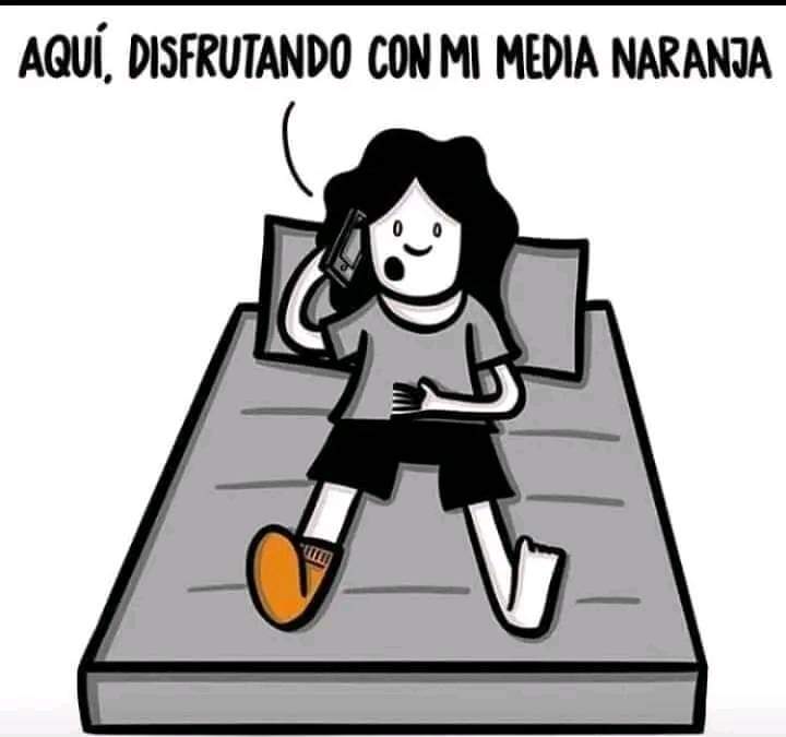 Cuando hablan de #NinoNoqui no sé si hablan del hijo de Massa o de Marcos Lavagna, favor de aclarar.

Hoy no me levanto de la cama, pero igual, Buenos días, Peronia!