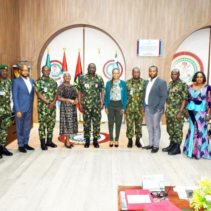 ZinoxTechNG's tweet image. We had the honour of meeting the new Chief of Defense Staff of our beloved nation yesterday; Major General C.G Musa with six of his highest-ranking principal Generals at his revered office in Abuja.  
#Nigeria
#TechAchievement
#MilitaryTech
#StrategicPartnerships
#NationalDefense