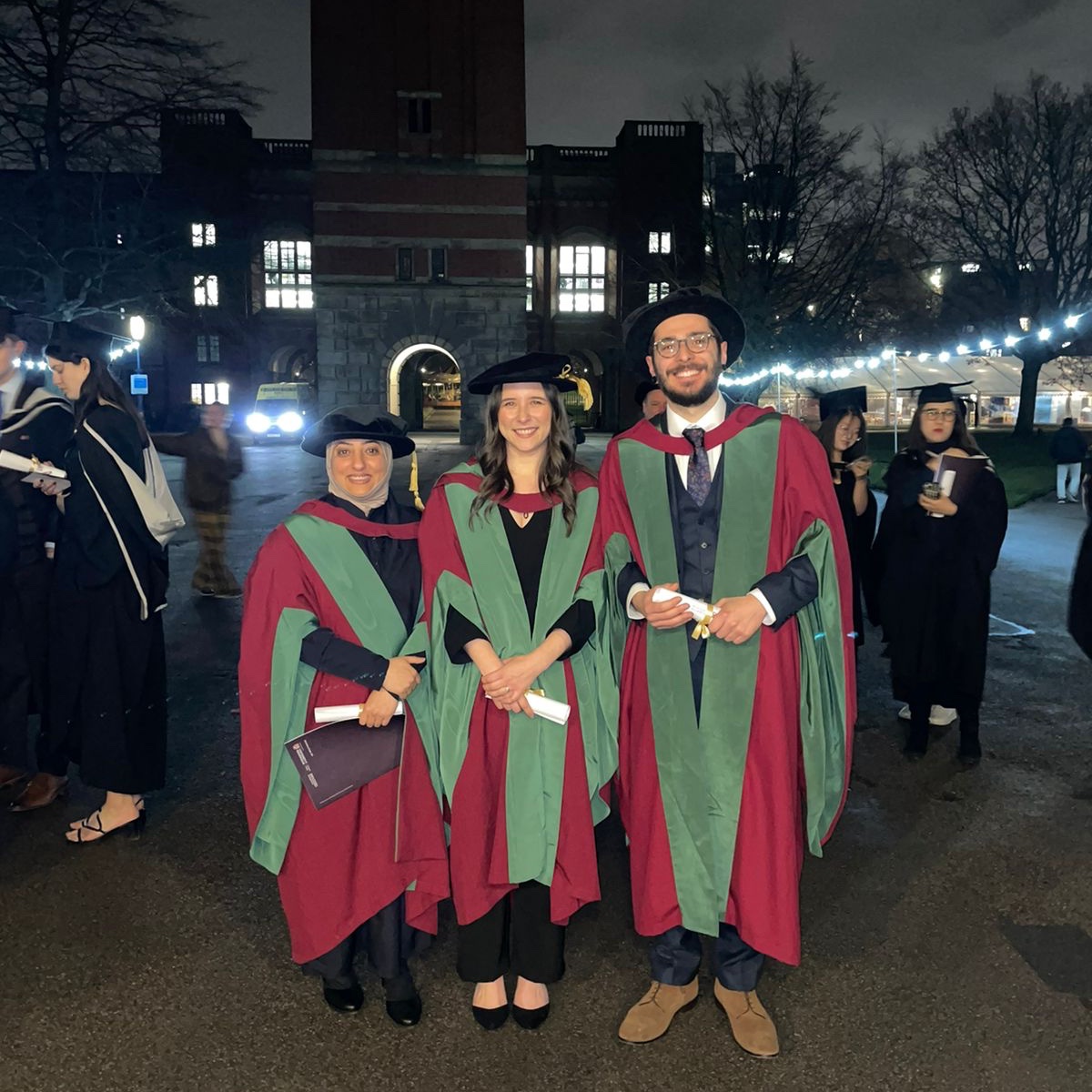 Neil Champness (@champnessgroup) on Twitter photo Fantastic to see three of the groups PhD students graduate last night. Congratulations to Asia, Jen and Alex who all started their PhDs at our previous institution, moved during a pandemic and succesfully completed their PhDs <a href="/UoBChemistry/">UoBChemistry</a>. Some great science and some journey! Fantastic to see three of the groups PhD students graduate last night. Congratulations to Asia, Jen and Alex who all started their PhDs at our previous institution, moved during a pandemic and succesfully completed their PhDs <a href="/UoBChemistry/">UoBChemistry</a>. Some great science and some journey!