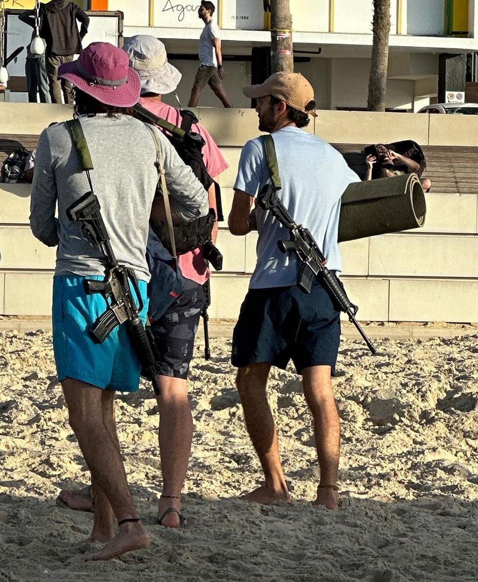 Ala Hamdan • الاء حمدان tweet media