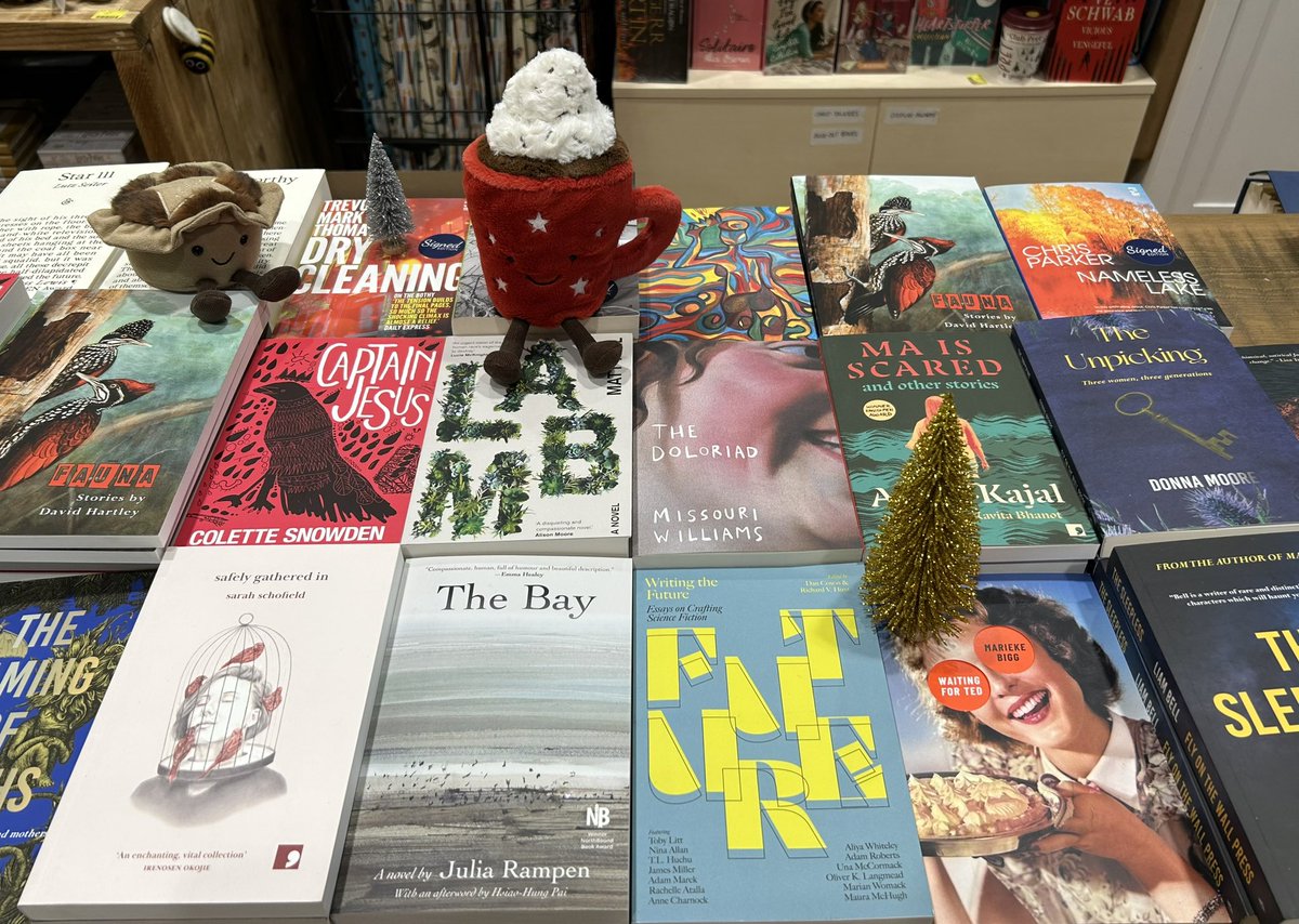🎄Lots of festive fun in the shop today!🎄

@MUChorus1 will be here singing Christmas carols at 1.00 and from 6.30 we’ll be hosting a special Indie Christmas showcase with drinks, mince pies + readings from <a href="/Ofmooseandmen/">Bluemoose Books</a>, <a href="/commapress/">Comma Press🍉 #CeasefireNow</a>, <a href="/fly_press/">Fly on the Wall Press</a> , <a href="/DeadInkBooks/">Dead Ink Books</a> &amp; <a href="/SarabandBooks/">Saraband Books</a>