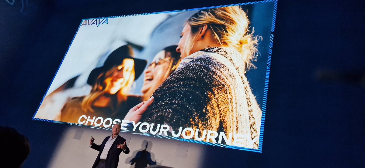 Alan Masarek keynote speech  focused on Innovation without disruption. #CX needs innovation which <a href="/Avaya/">Avaya</a> can support at customers' own pace a desired outcome.  'Onesize does nit fit all. #JOURNEYswithAvaya