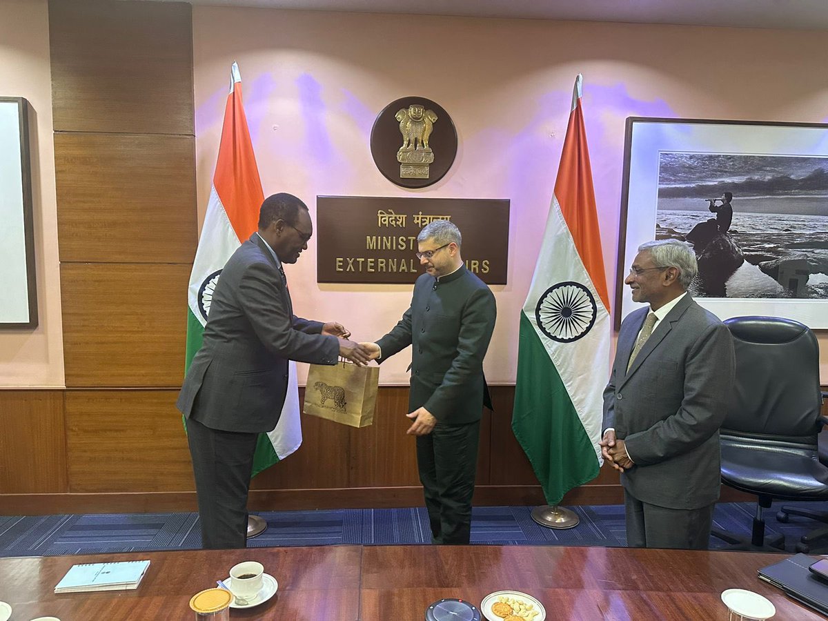 Today I also met with Danny Ravi, Secretary- Economic Relations of India to discuss implementation of agreed issues during the just concluded state visit by HE President @WilliamsRuto. India Exim Bank will soon set up its regional HQs in Nairobi to serve East Africa region