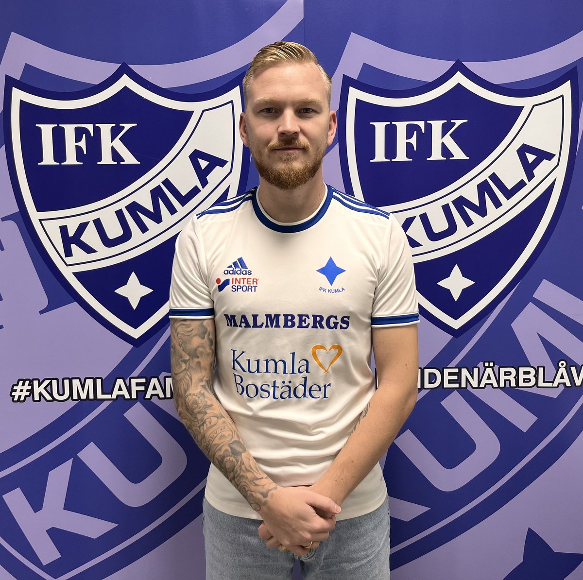 Välkommen till IFK Kumla Linus Lamu! ✍️

👉 laget.se/IFKKumla_Herr/…

⚪️🔵

#kumla #kumlafamiljen #framtidenärblåvit