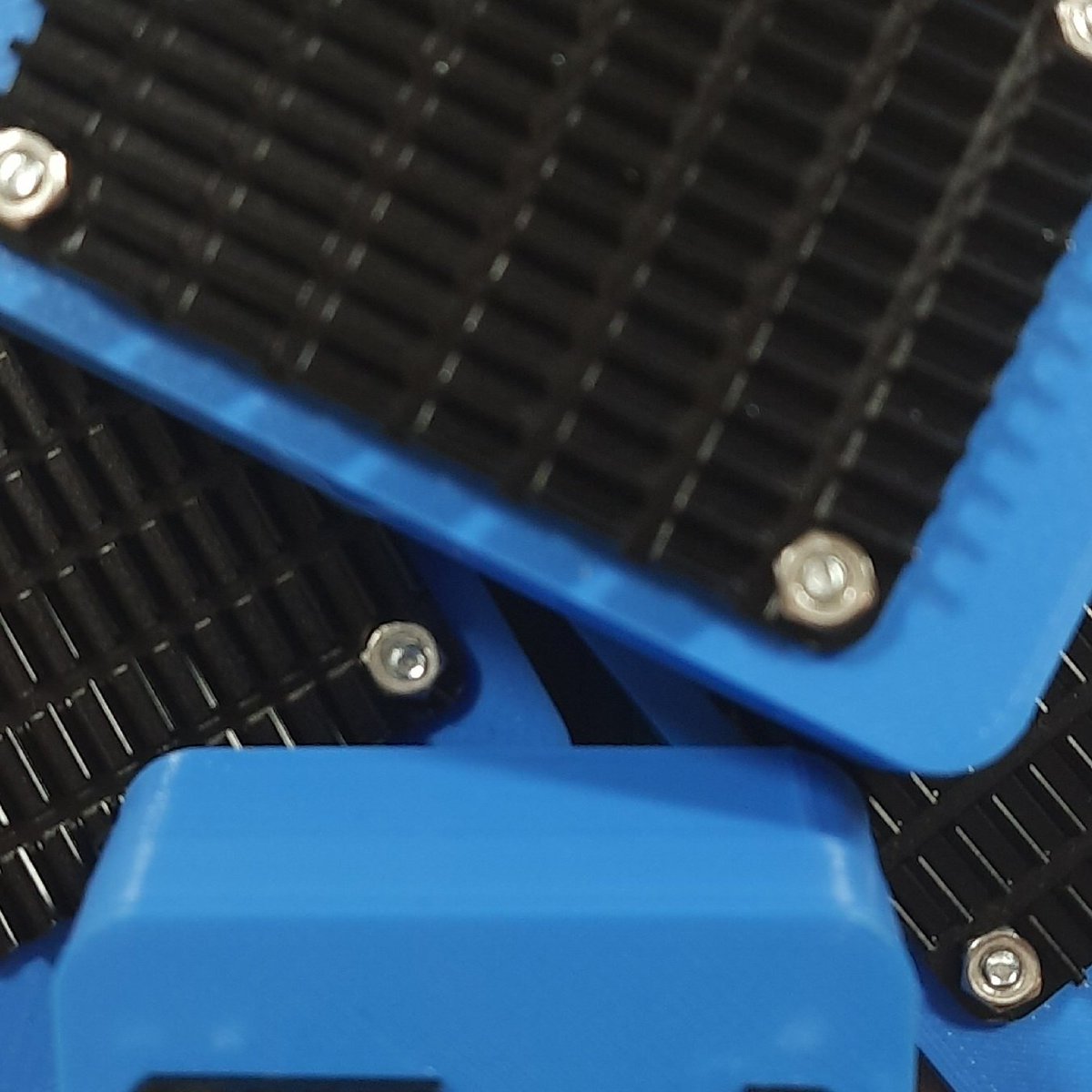 Two days to go before you can see the #bargain #beminiatured #behemoth in real life, and splash a small amount of cash to get one of your very own!

#RISC_OS
#MUGShow
#NotARealWord
#DirectoryBlue