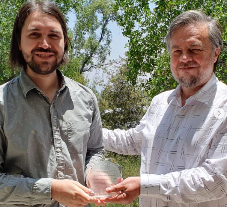 CSCN (@cscn_uai) on Twitter photo ORGULLO UAI, felicitamos a <a href="/nicomarchant/">Daniel Paniagua</a>, doctor en neurociencia social y cognición UAI, quien recibió premio de la Sociedad científica de psicología a la mejor tesis doctoral.
📌Lee más al respecto el siguiente link: bit.ly/4abiKEU ORGULLO UAI, felicitamos a <a href="/nicomarchant/">Daniel Paniagua</a>, doctor en neurociencia social y cognición UAI, quien recibió premio de la Sociedad científica de psicología a la mejor tesis doctoral.
📌Lee más al respecto el siguiente link: bit.ly/4abiKEU