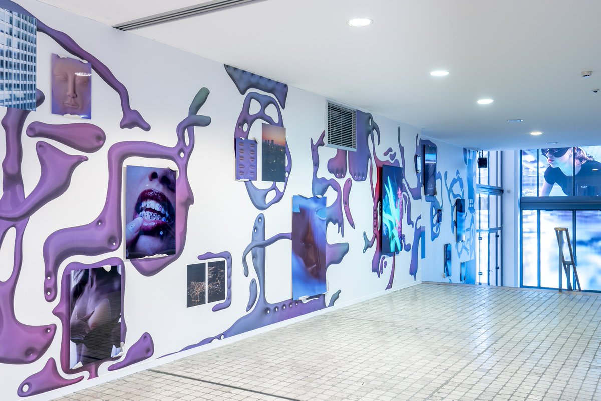 🎙 L’artiste Marilou Poncin dans le podcast Présent.e !
Dans ce podcast de <a href="/BARDINCamille/">Camille Bardin</a>, Marilou Poncin expose ses réflexions et ses sujets de prédilection. Découvrez ses œuvres au macLYON jusqu’au 7 janvier 2024.
👉 J'écoute : podcasts.apple.com/us/podcast/mar…