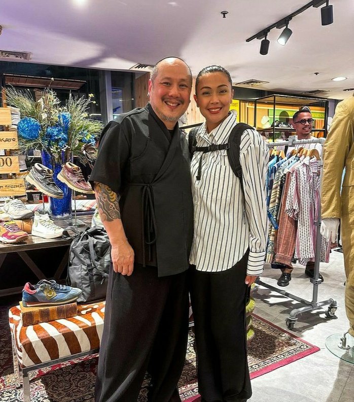 EjimaKurumi's tweet photo. Thank you Jodi Santa Maria for attending tonight's event! Very much appreciated your support
#rustans
@/teesonml IG post https://t.co/K29JU5bgaz
