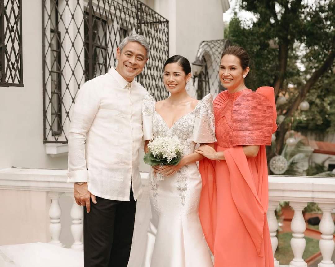 PangilinanTeam's tweet photo. Welcome to the family, Enrique! 😍

Thank you @niceprintphoto for capturing our precious memories all these years!

©️ @mommymaricel

#ellayenrique https://t.co/qf573CXU9H