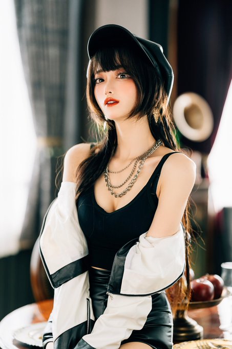 コスプレイヤーしろさきのTwitter画像16