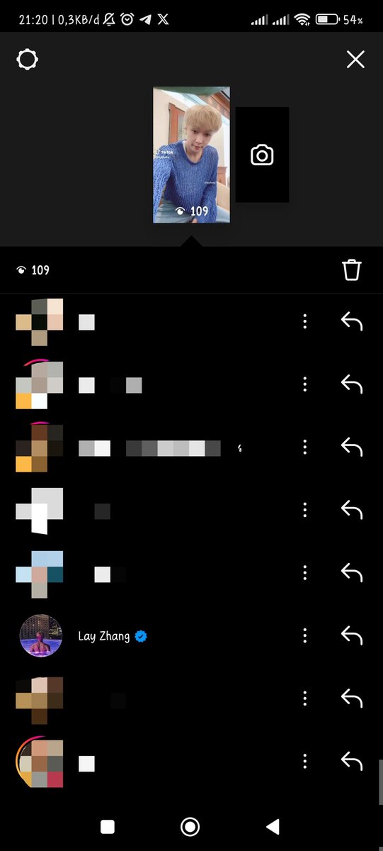 aygkysoo's tweet photo. PARTNER LIBRA!
PAGI PAGI AK ISENG UP TTNYA GEGE YANG FIRST SNOW TREND DI INSTASTORY.
LAGI GABUT ,ISENG LIAT SIAPA AJA YG UDAH LIAT DAN TARA MAKJRENGGGG
" LAY ZHANG" BGT GA TUH 😭😭
ALHAMDULILLAH SEENGGAKNYA ADA MEMBER EXO YANG TAU ORANG JAMET SEPERTI AKU NI BERNAFAS 😭😭 https://t.co/cfGZtqORlp
