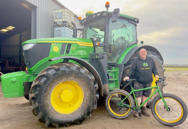 RowdefieldT's tweet photo. We love meeting people on our legendary tractor experiences! One customer brought their John Deere mountain bike which went down very will with our instructor who also loves a bit of mountain biking!!! Thanks so much for the lovely email this morning Callum and the great pictures https://t.co/P3ZqXiWa3p