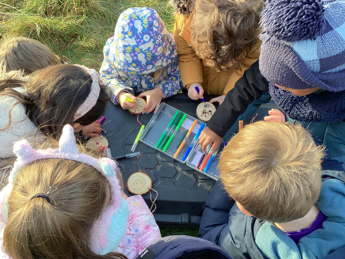 lowerfarmreach2's tweet photo. Reception class have had a wonderful term at Forest school. A massive thank you to Anna from the Warwickshire Wildlife Trust. Sessions have included mud painting, bug hunting, toasting marshmallows, animal house building, fairy hunting, Christmas decoration making and camp fires. https://t.co/npqqQVGiDX