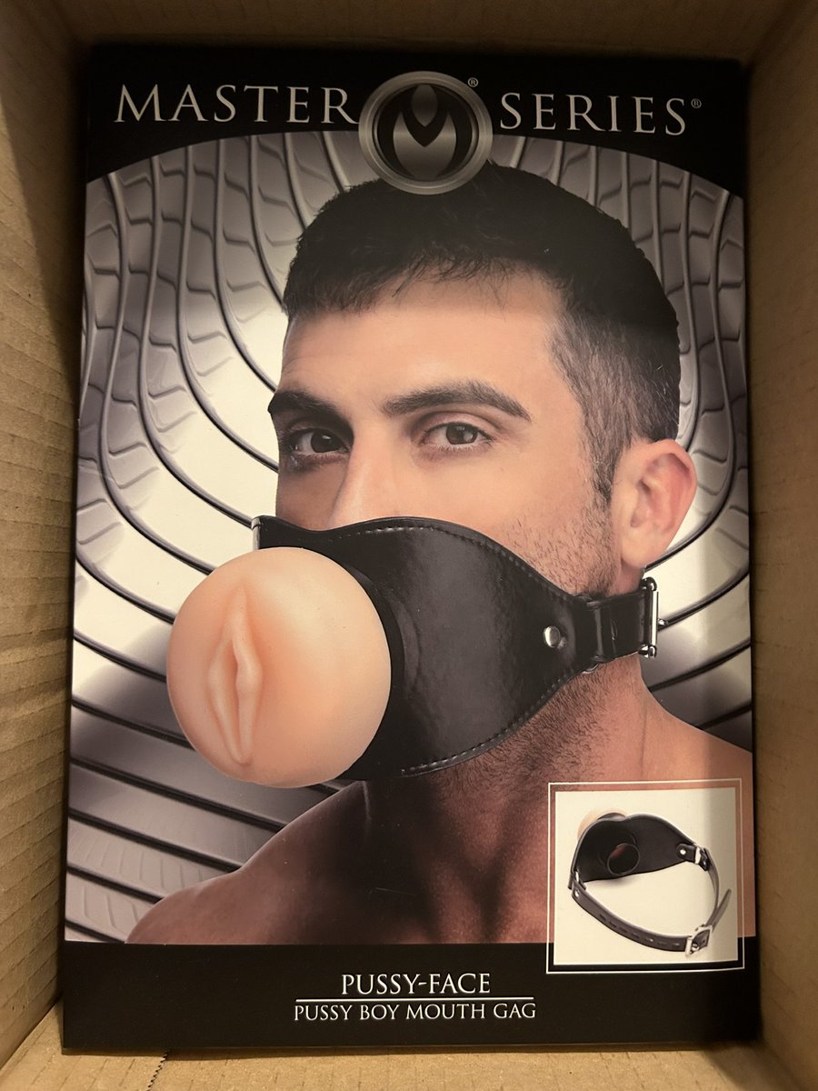 chadbrum69's tweet photo. My new toy just arrived!!! 😍 now I just need some big tops!! 🎪. #anonfun #anonbrum #anongay #hungdom https://t.co/lpswYG2GtG