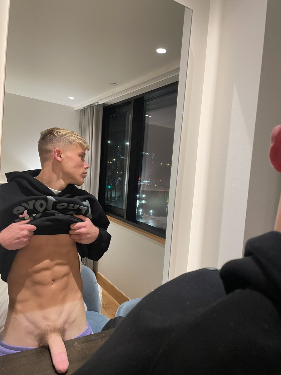 Alfie768986's tweet photo. Start sucking 😏🥵
50% discount https://t.co/3DhRMJgC0z