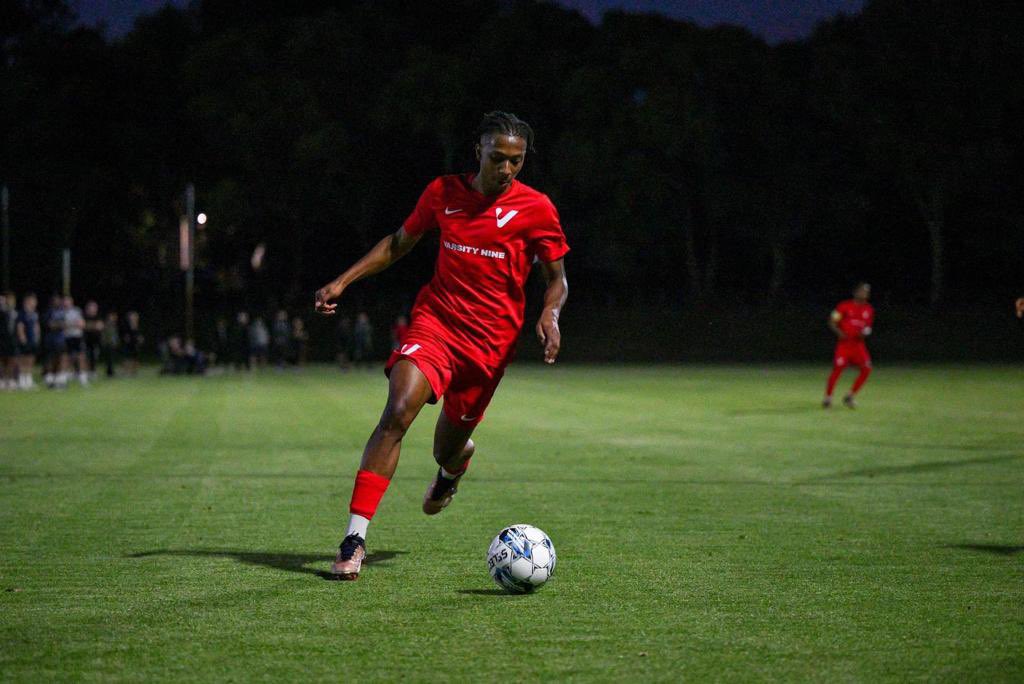 PitchPlayUK's tweet photo. PitchPlay recently secured funding for Varsity Nine Academy to go on a football tour to Perth ⚽️✈️

This opportunity has provided the players with a direct pathway into professional football in Australia 🇦🇺 https://t.co/sl9V1hH7bJ