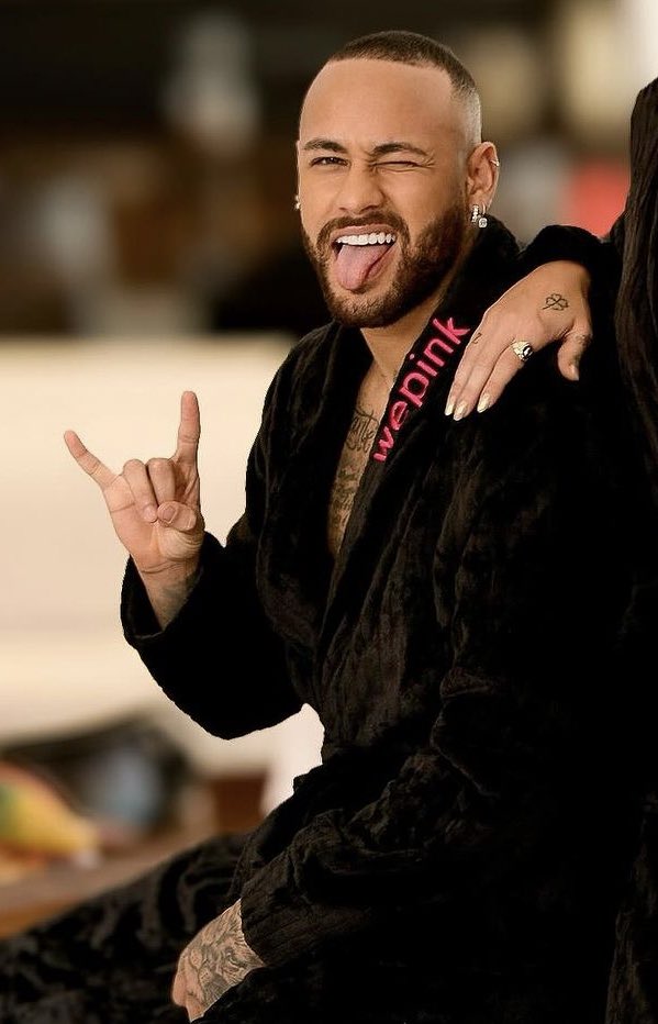 cada dia q passa o Neymar fica mais gostoso 🥵🤟🏽