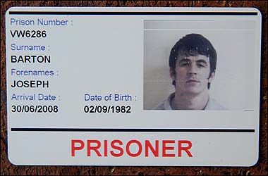 Kushfarts1's tweet photo. @Joey7Barton https://t.co/w7NaPaYwPw