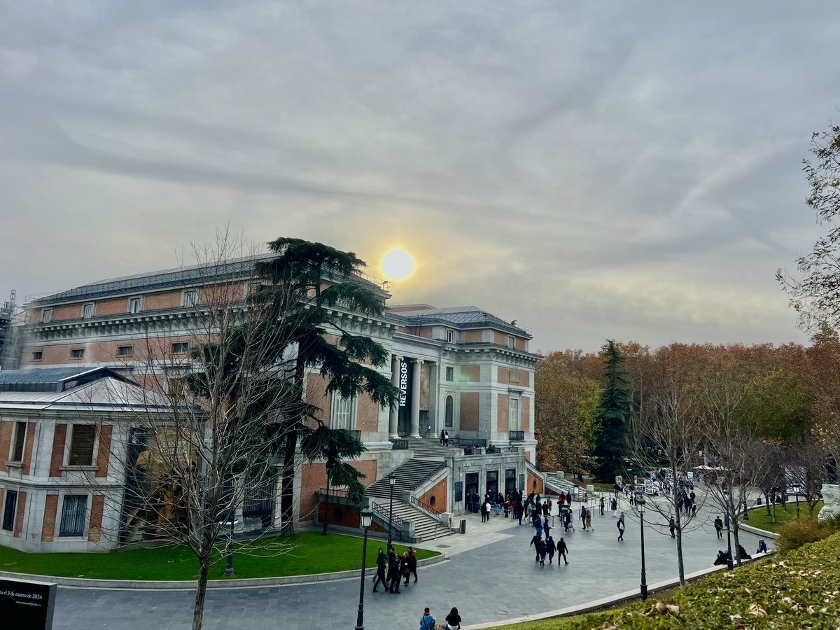 “El Prado es más importante que la República y la Monarquía. Porque en el futuro podrá haber más repúblicas y monarquías en España, pero estas obras son insustituibles” (Manuel Azaña)