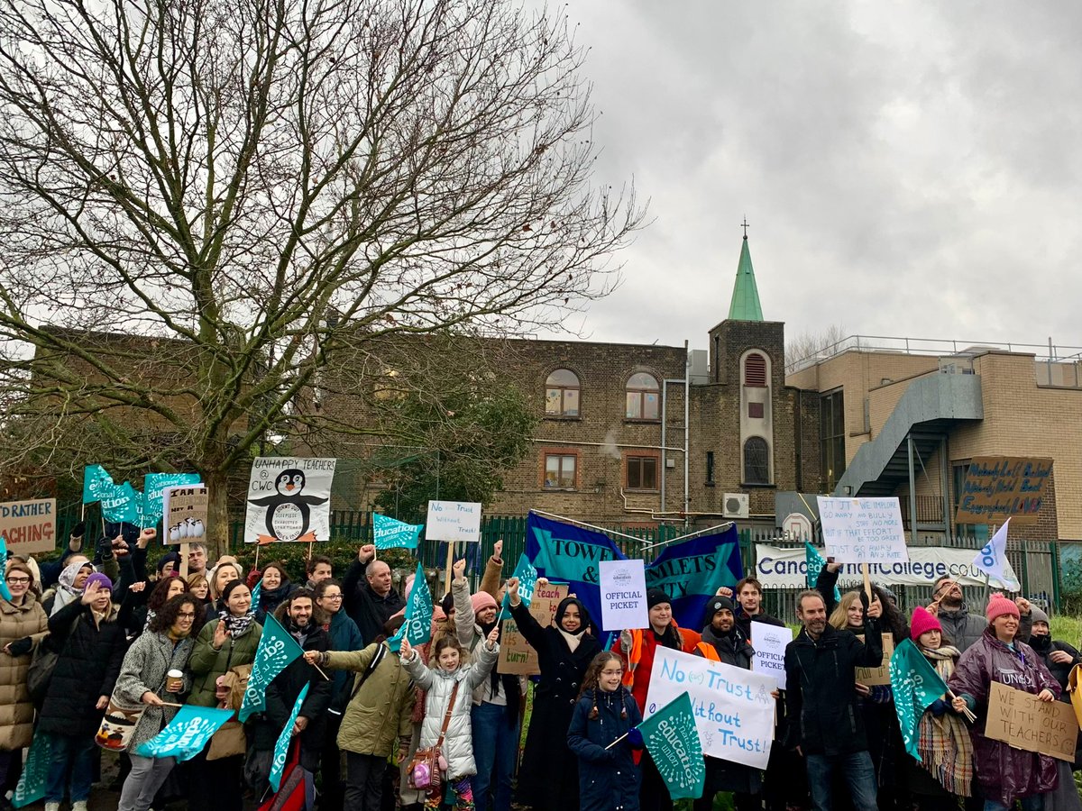 The greatest asset of our education system is its educators. This morning, I joined parents and children standing in solidarity with striking staff at Canary Wharf College.