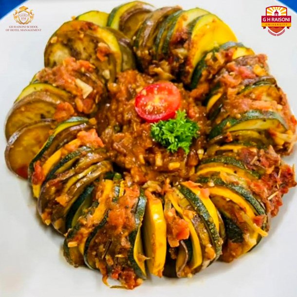 ghruofficial's tweet image. 👨‍🍳 Students at Raisoni College of Hotel Management crafted a delightful French Menu under Chef Gaurav&apos;s guidance! From French Onion Soup to Churros, their culinary journey is a feast. 🍲🥖 #Raisoni #CulinaryLearning #FrenchCuisine #StudentChefs #GHRU