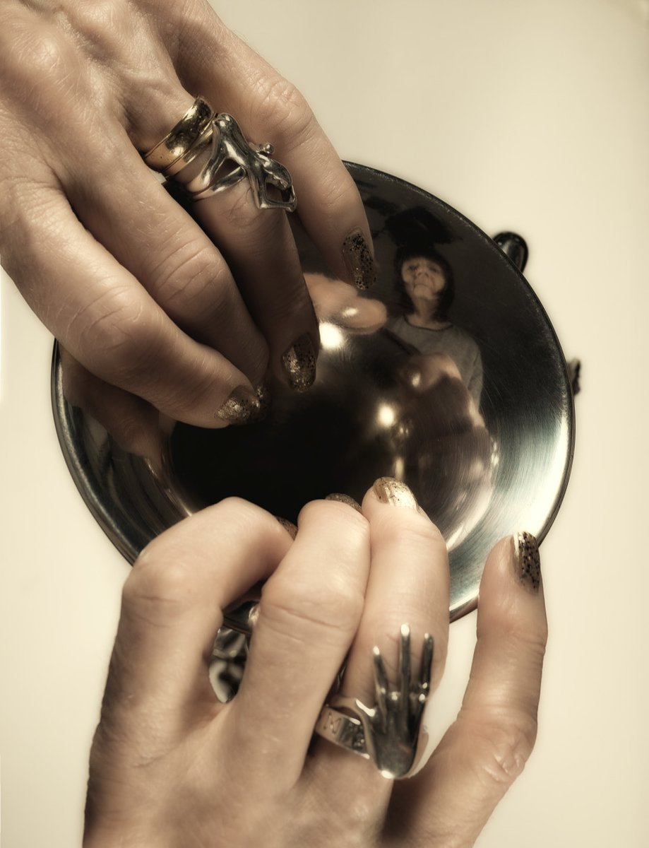 Cosey Fanni Tutti (@coseyfannitutti) on Twitter photo ART IS EVERYWHERE Retrieved one of my favourite sound making instruments... ready to start a new album <a href="/maryannehobbs/">maryannehobbs</a> #6MusicArt <a href="/BBC6Music/">BBC Radio 6 Music</a> #ArtisEverywhere ART IS EVERYWHERE Retrieved one of my favourite sound making instruments... ready to start a new album <a href="/maryannehobbs/">maryannehobbs</a> #6MusicArt <a href="/BBC6Music/">BBC Radio 6 Music</a> #ArtisEverywhere