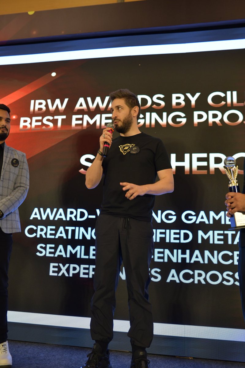 galaxy_sidus's tweet image. More pictures of our legendary Game Producer @Turvold at the Indian Blockchain Week 2023 #IBW2023 

For those who missed: 

Sidus Heroes won an award as “The Best Emerging Project in 2023” 

Have a great day Sidus Army ⭐️
