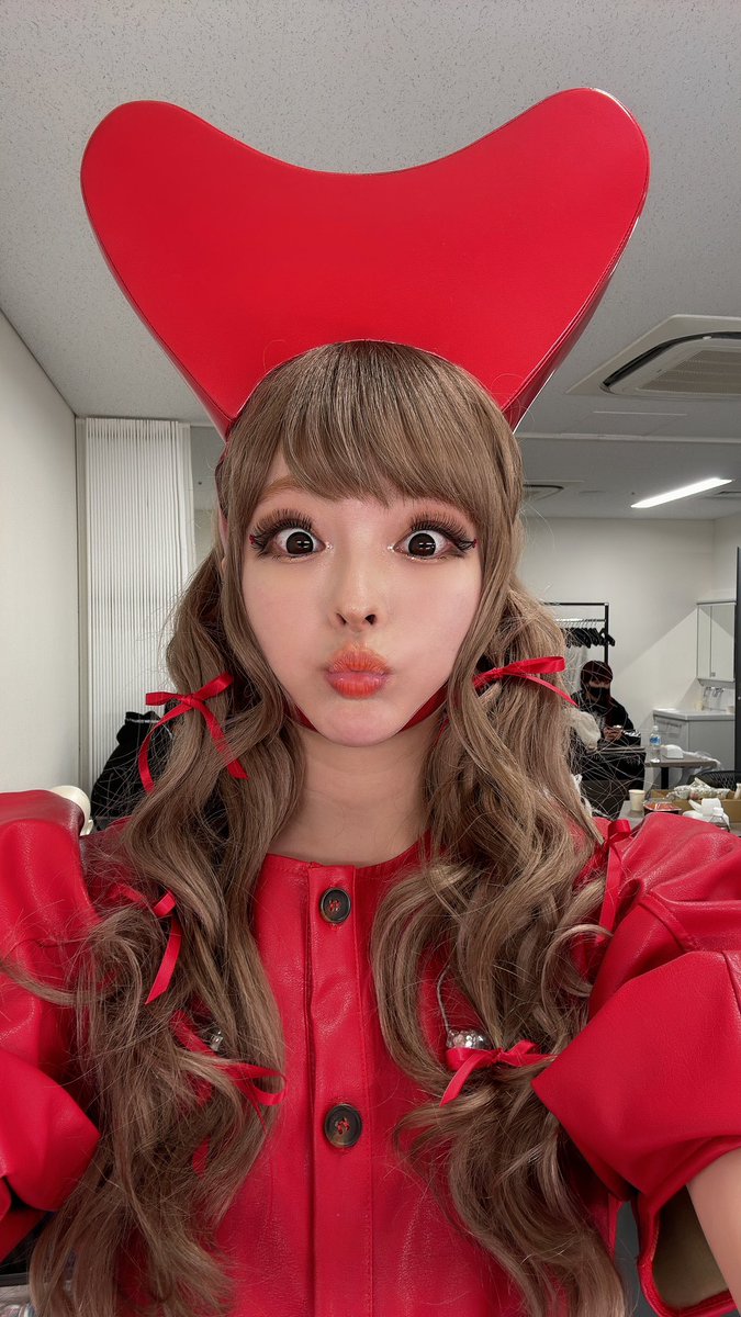 pamyurin's tweet photo. 久しぶりにP→⭐︎くんも一緒に踊ってくれてました〜！嬉しい嬉しい🍒
マシュメロ東京楽しかった！
次は神戸ですね。
衣装変えます〜ふふふ https://t.co/2DUqzHl0Kb