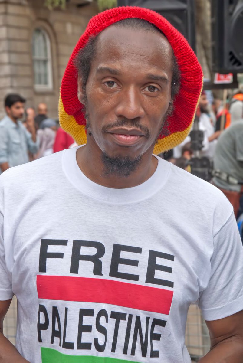 Devastating to hear that Benjamin Zephaniah has passed. As a writer, activist and patron of PSC he always stood steadfast with the Palestinian people and fought against racism and for justice for all his life.

Rest in Power ✊🇵🇸