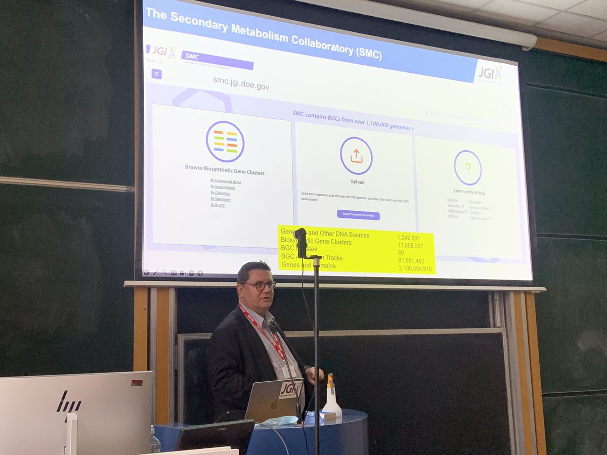 Delighted to welcome Nigel Mouncey from @jgi to St Andrews, discussing his research on leveraging scale to accelerate natural product discovery and the tools available at JGI.