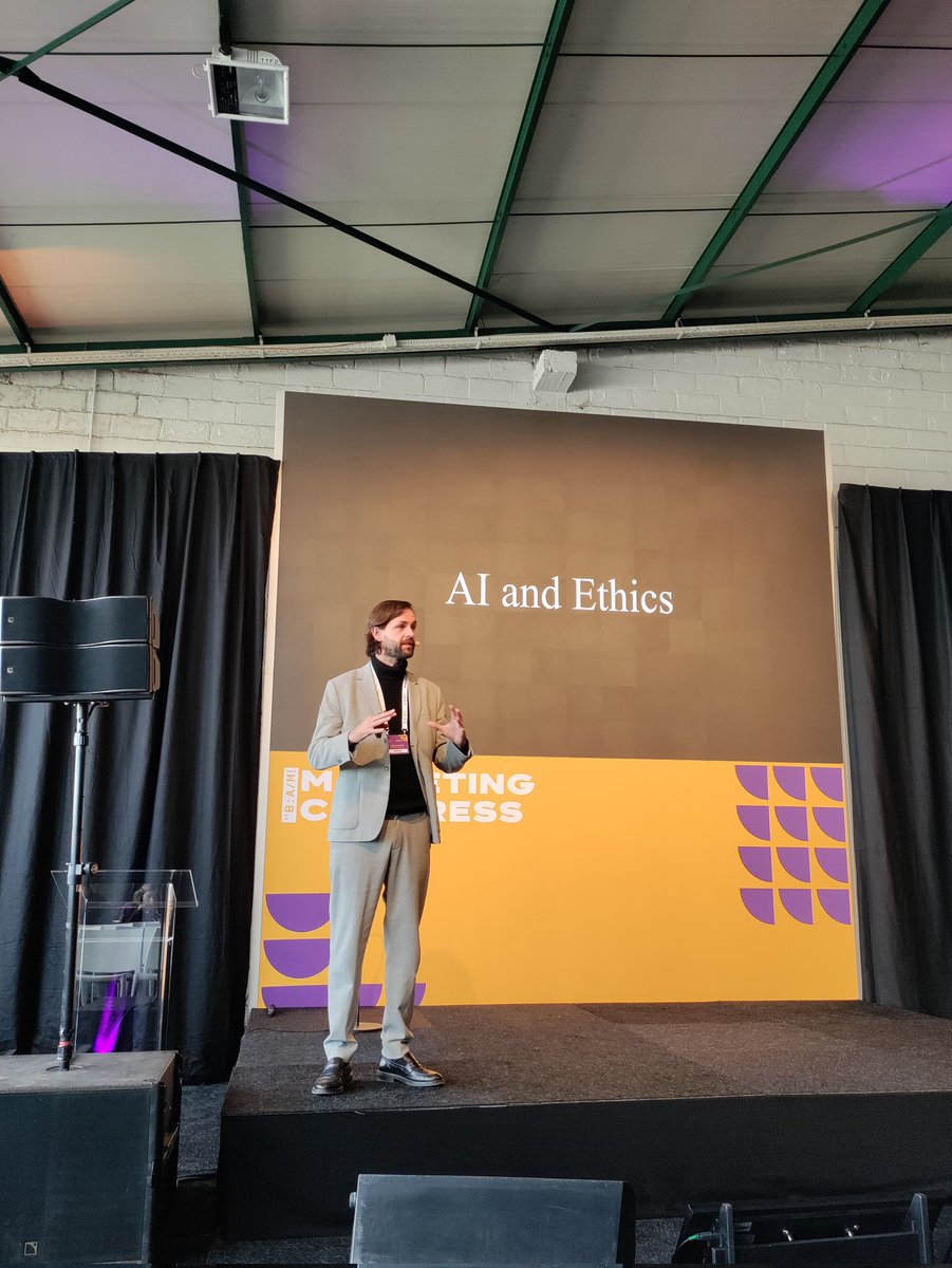 Marketing Congress (@mktgcongress) on Twitter photo Today, <a href="/LodeLauwaert/">Lode Lauwaert</a> gave a session about AI & ethics because "AI is not the future, it's the current society". He takes an ethical look at the different risks of AI, both linked to the use and to the design of AI.
#rethink #we_are_bam #marketingcongress Today, <a href="/LodeLauwaert/">Lode Lauwaert</a> gave a session about AI & ethics because "AI is not the future, it's the current society". He takes an ethical look at the different risks of AI, both linked to the use and to the design of AI.
#rethink #we_are_bam #marketingcongress