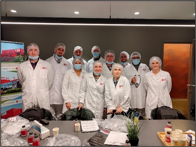 gobmapa's tweet image. El @mapagob lidera un proyecto de cooperación para implantar la clasificación de canales de vacuno y porcino en Serbia🇷🇸.

🤝El proyecto es una colaboración entre los Estados miembros y países candidatos a ingresar en la Unión Europea🇪🇺.

🔗mapa.gob.es/es/prensa/ulti…